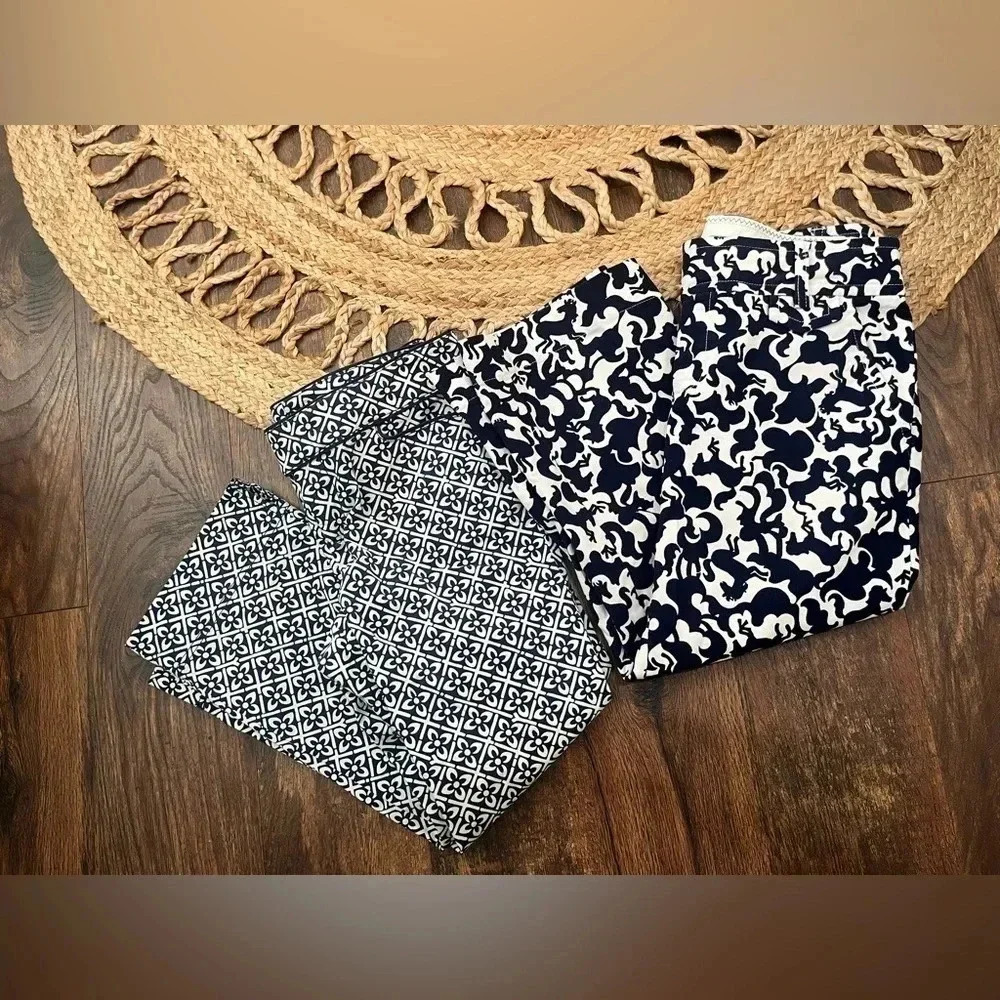 Lilly Pulitzer Horse Of Course + Floral Corduroy Capris Palm Beach Fit Size 4 - Picture 2 of 16